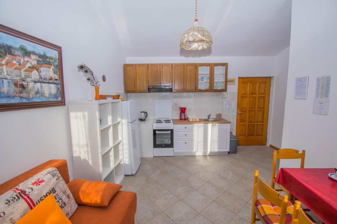 Holiday House Punta Blue & Orange 5M From The Sea, Island Cres Punta Križa Dış mekan fotoğraf