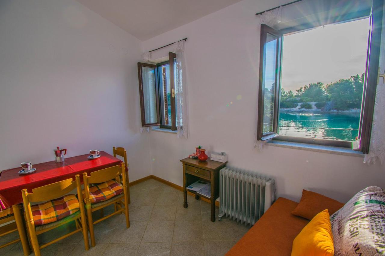Holiday House Punta Blue & Orange 5M From The Sea, Island Cres Punta Križa Dış mekan fotoğraf