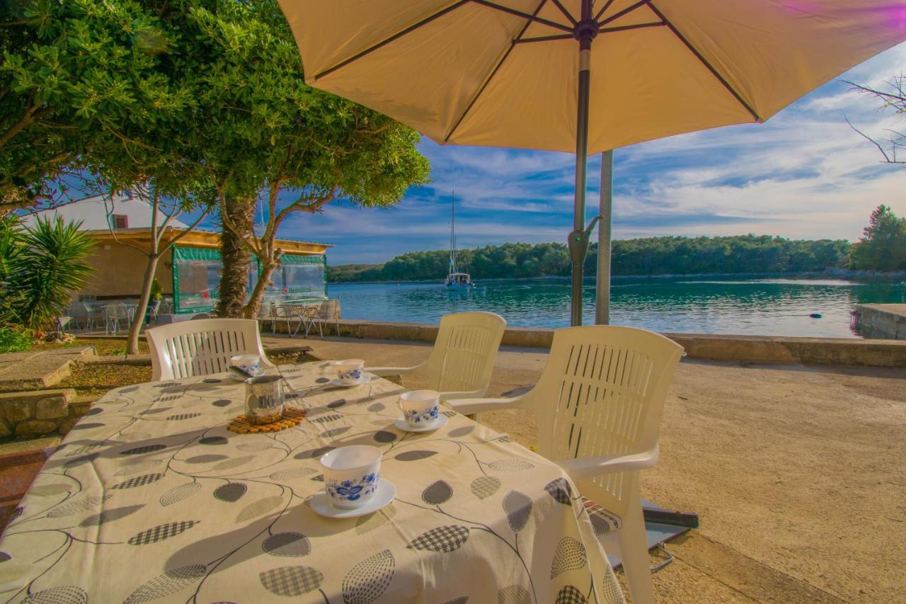 Holiday House Punta Blue & Orange 5M From The Sea, Island Cres Punta Križa Dış mekan fotoğraf