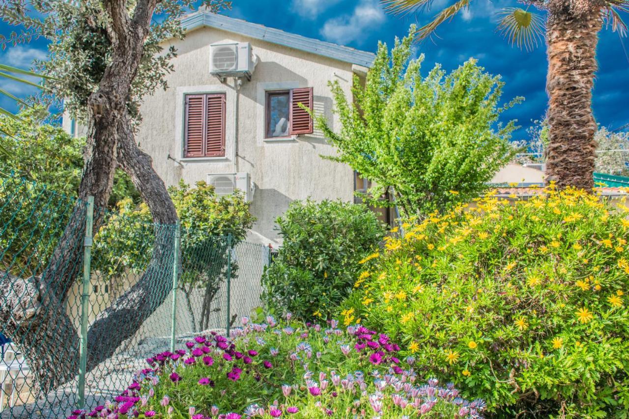 Holiday House Punta Blue & Orange 5M From The Sea, Island Cres Punta Križa Dış mekan fotoğraf