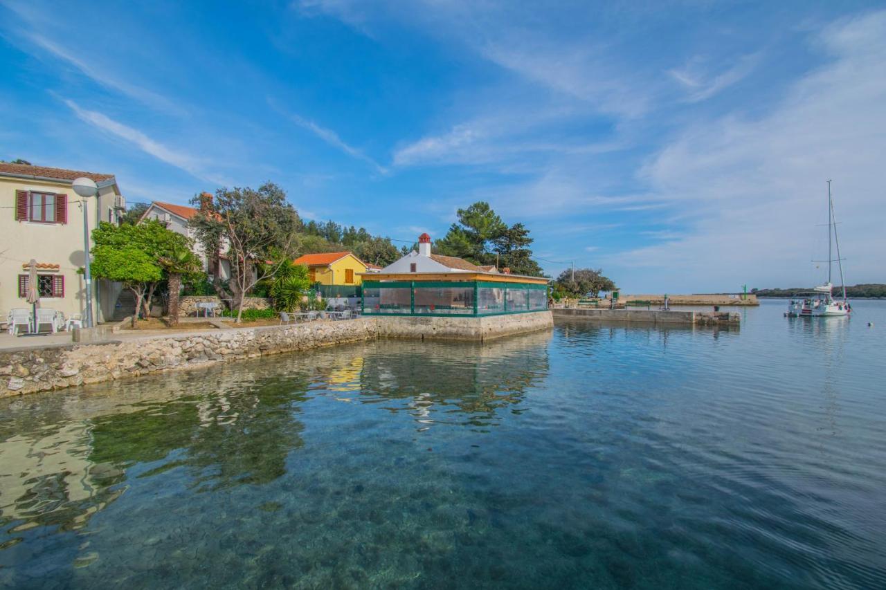 Holiday House Punta Blue & Orange 5M From The Sea, Island Cres Punta Križa Dış mekan fotoğraf